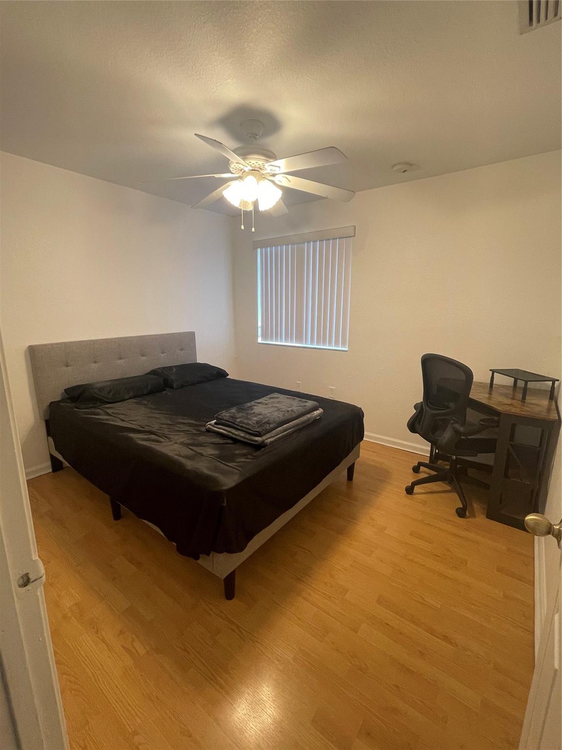 Shoma Townhomes At Keysco - Residential