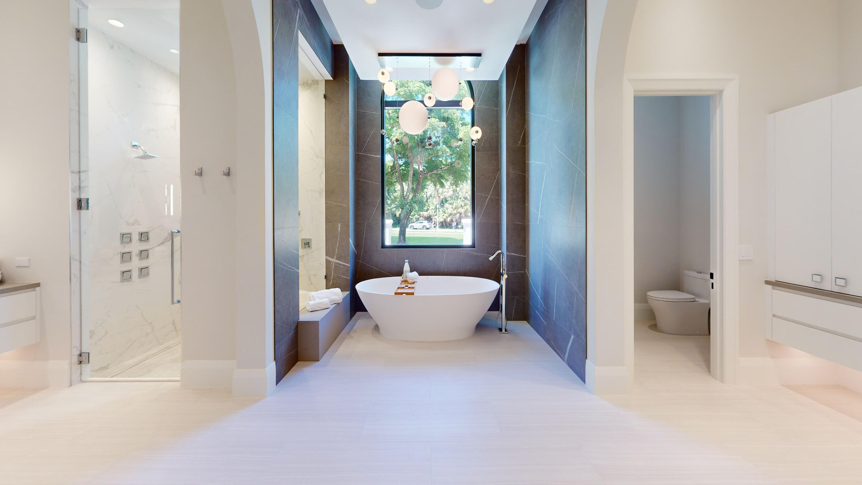 LE LAC - Residential