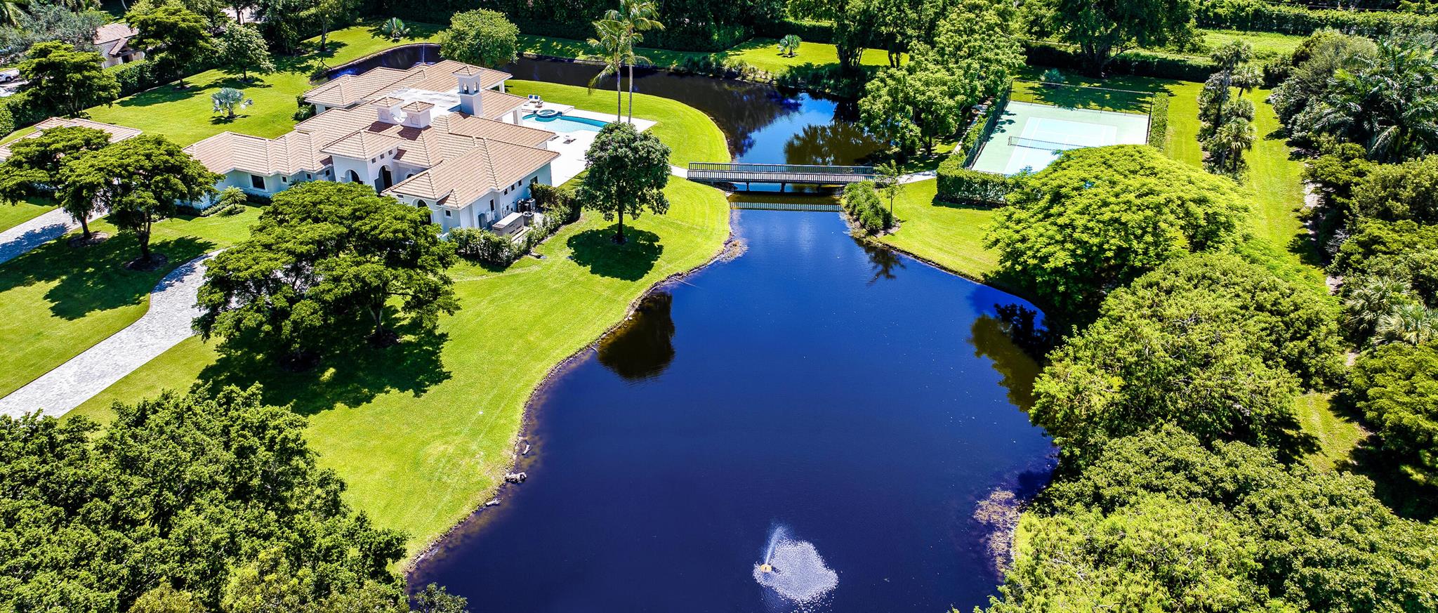 LE LAC - Residential