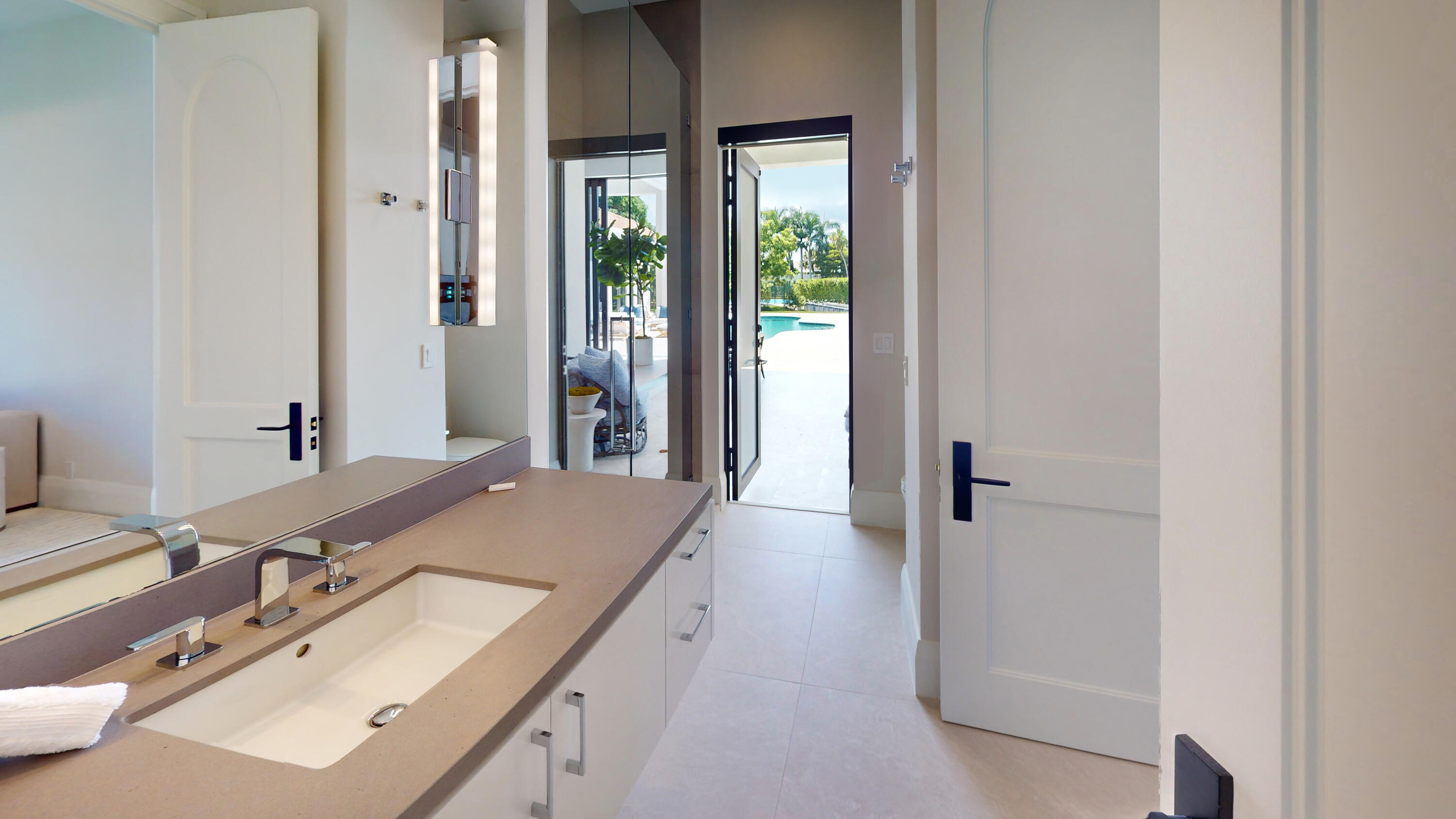 LE LAC - Residential