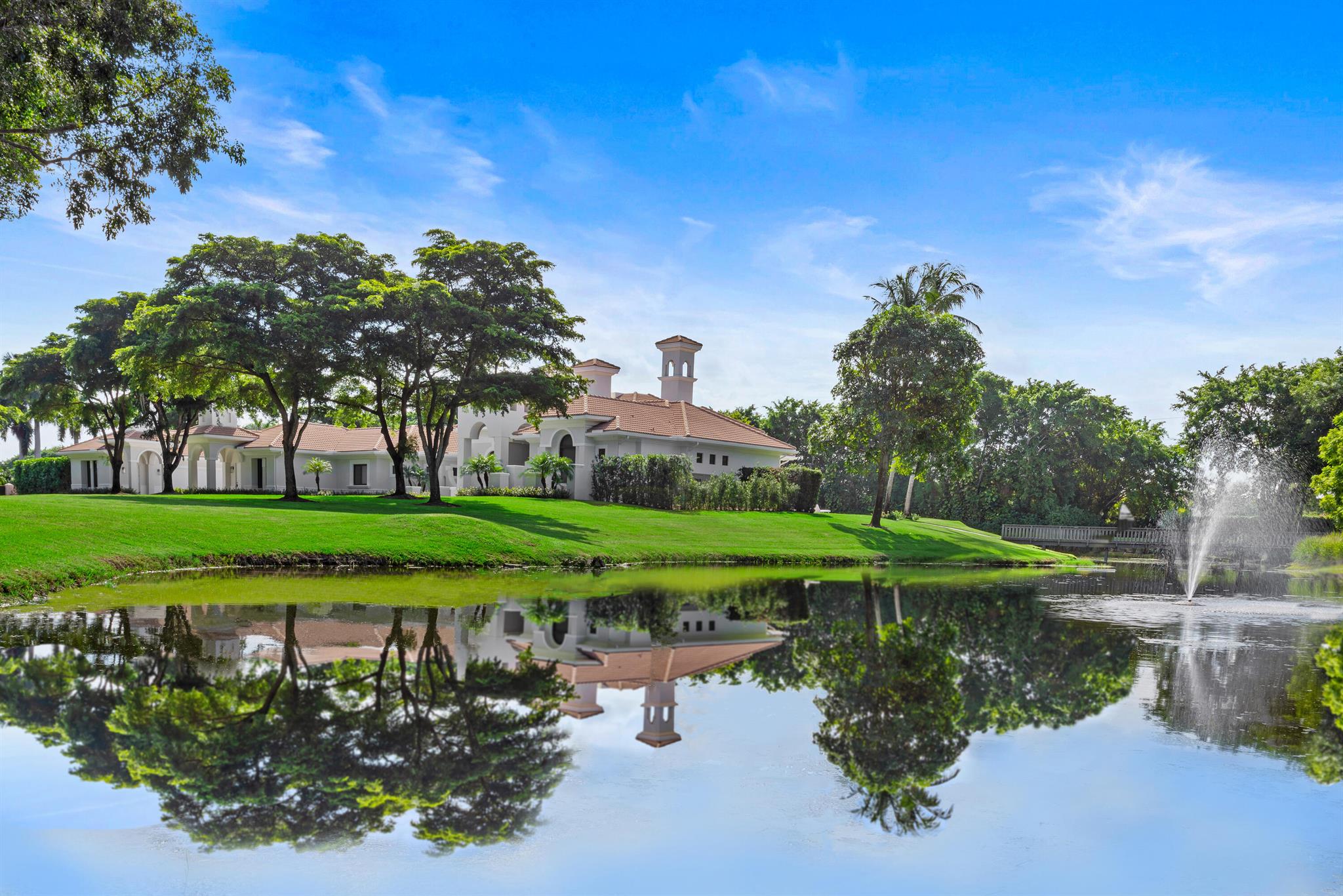 LE LAC - Residential