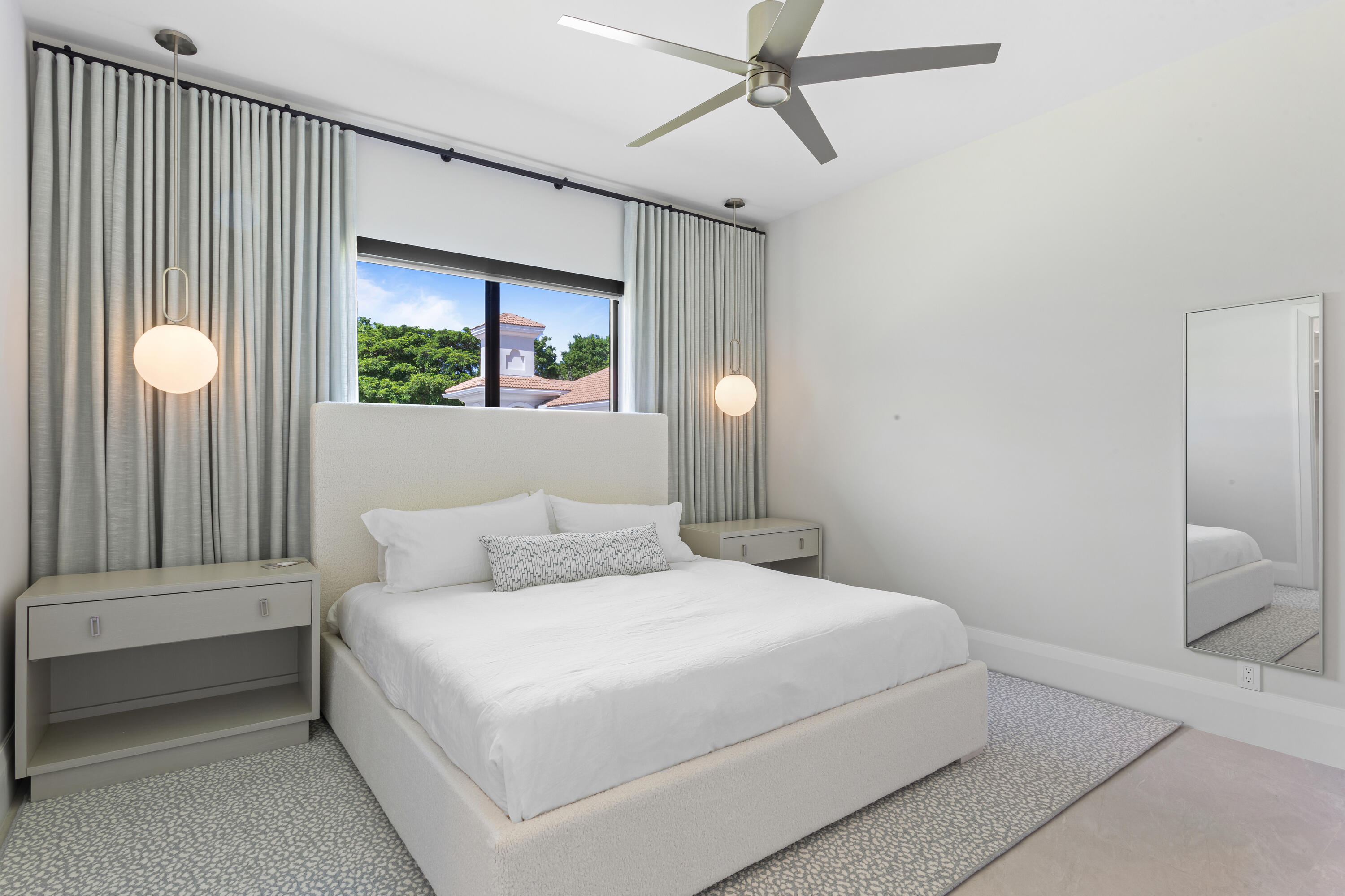 LE LAC - Residential