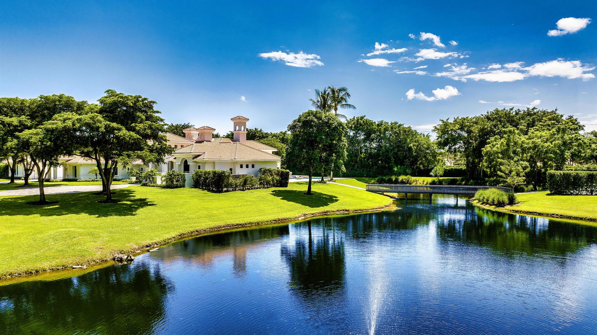 LE LAC - Residential