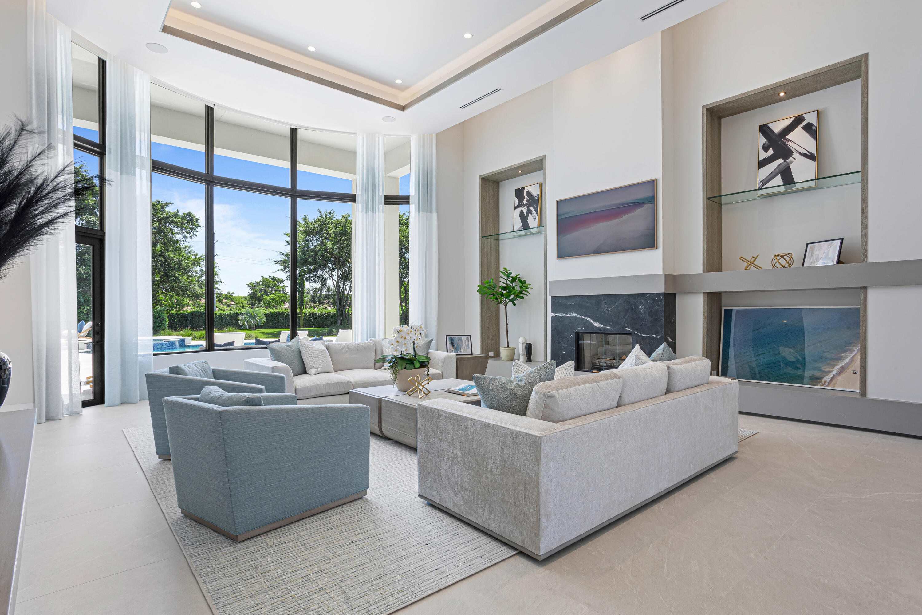 LE LAC - Residential