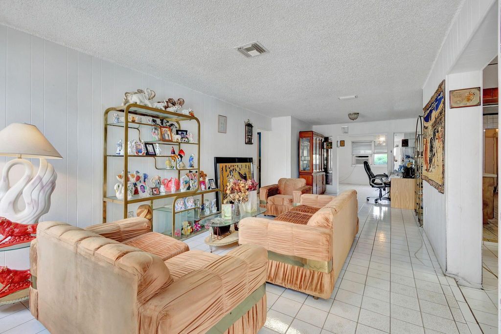 Photo of 3349 E El Vedado Court E, West Palm Beach, FL 33405 (MLS # R11029704)