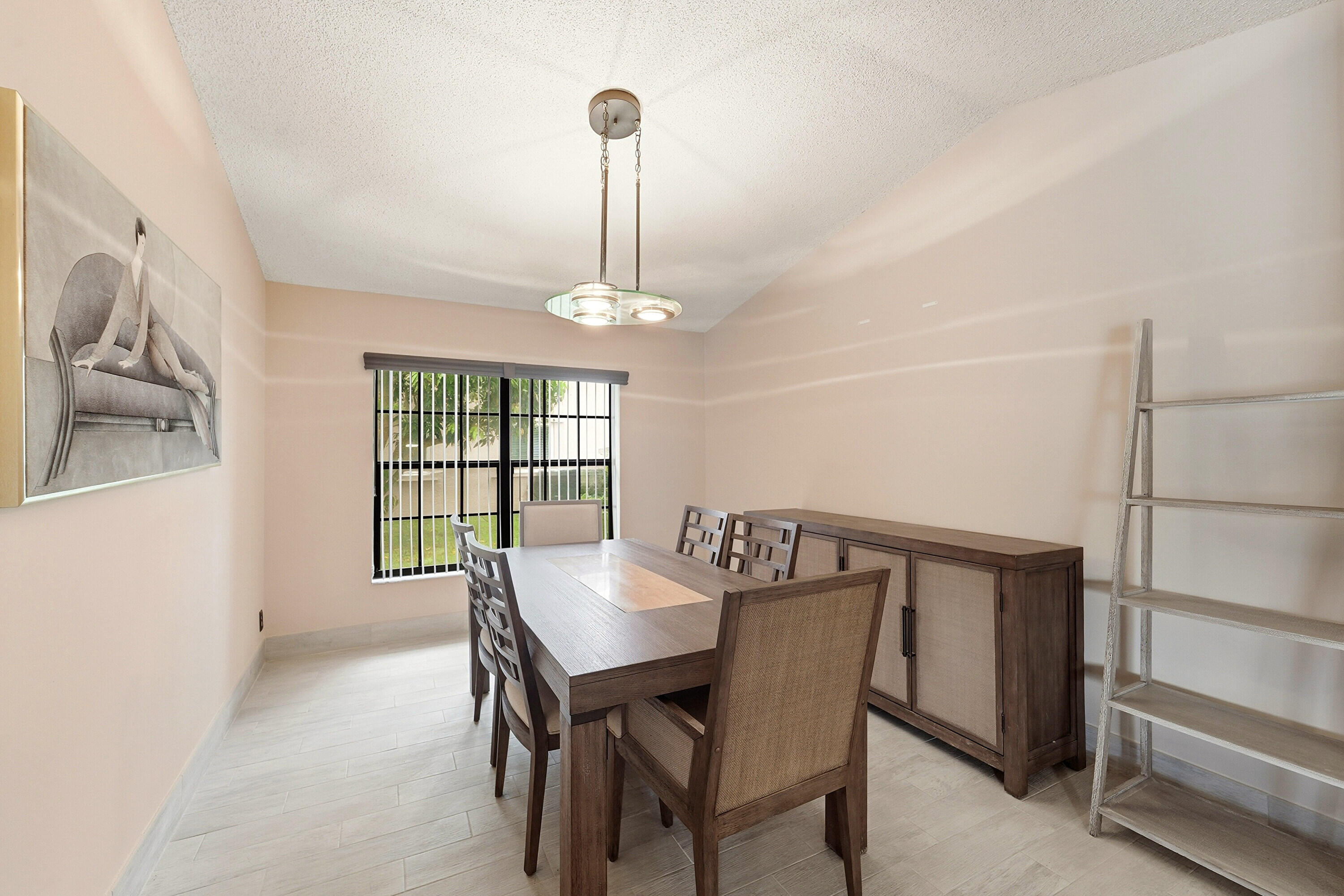 WEST GLEN - Residential