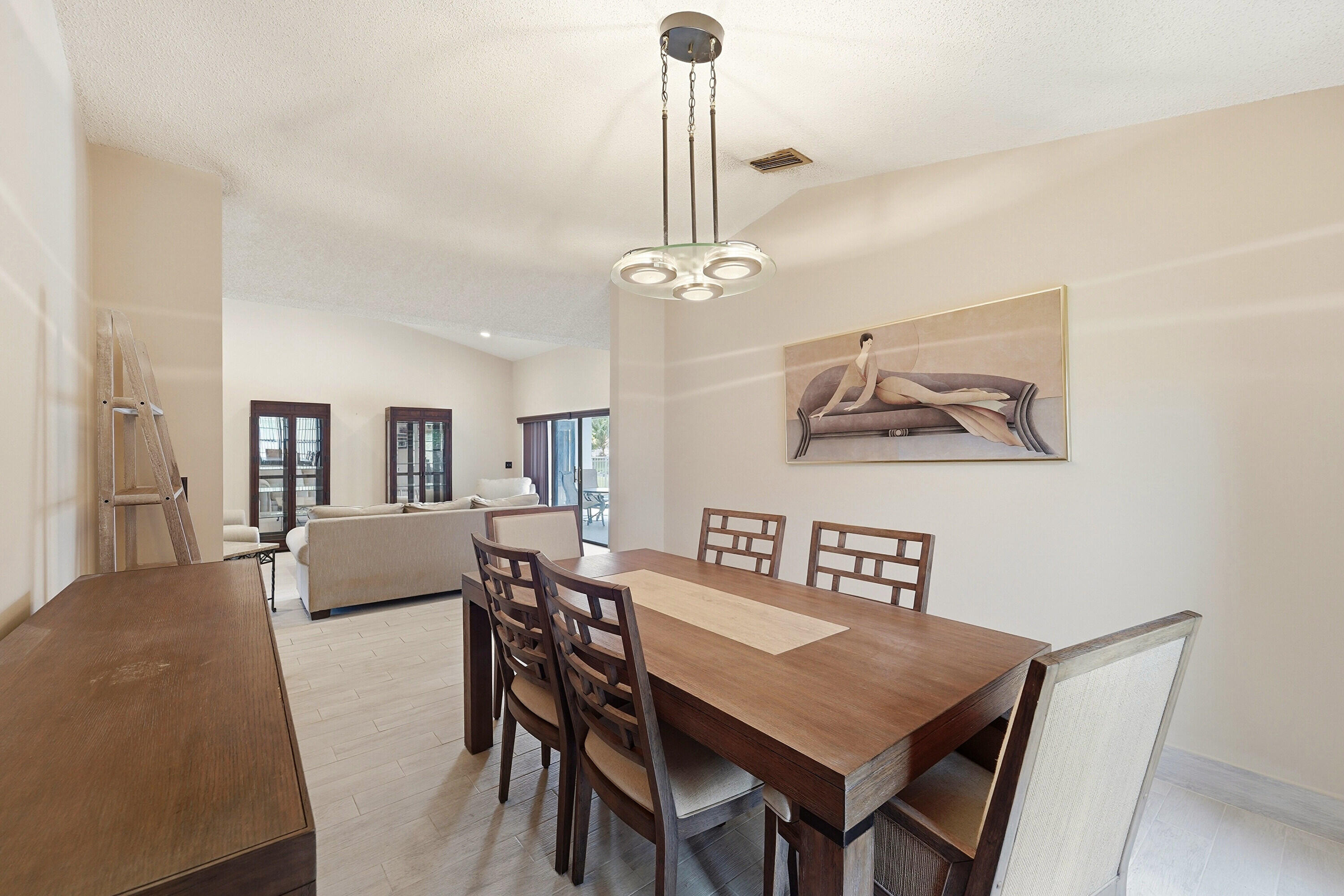 WEST GLEN - Residential