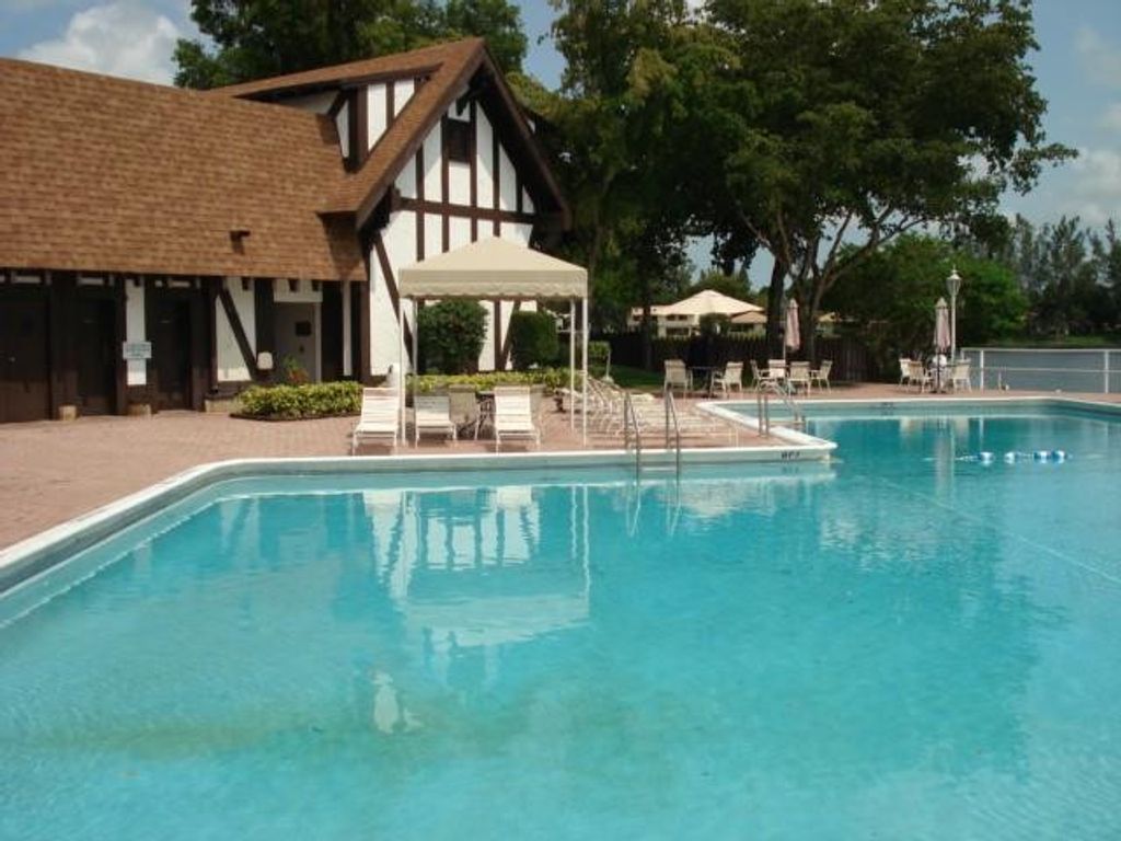 Photo of 3660 Inverrary Drive #3F, Lauderhill, FL 33319 (MLS # F10540319)