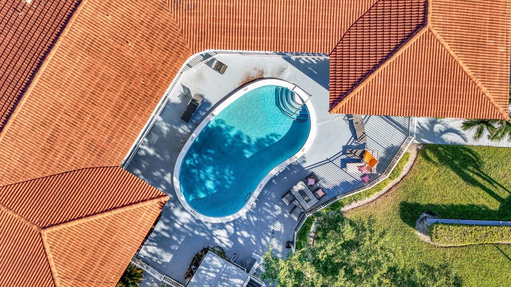 Photo of 431 W Camino Real Real #5, Boca Raton, FL 33432 (MLS # B26029921)