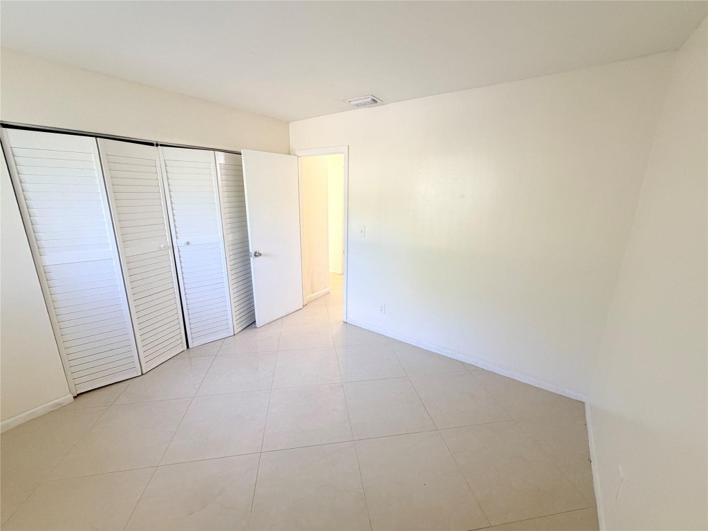 Summer Lake Condo - Residential Lease