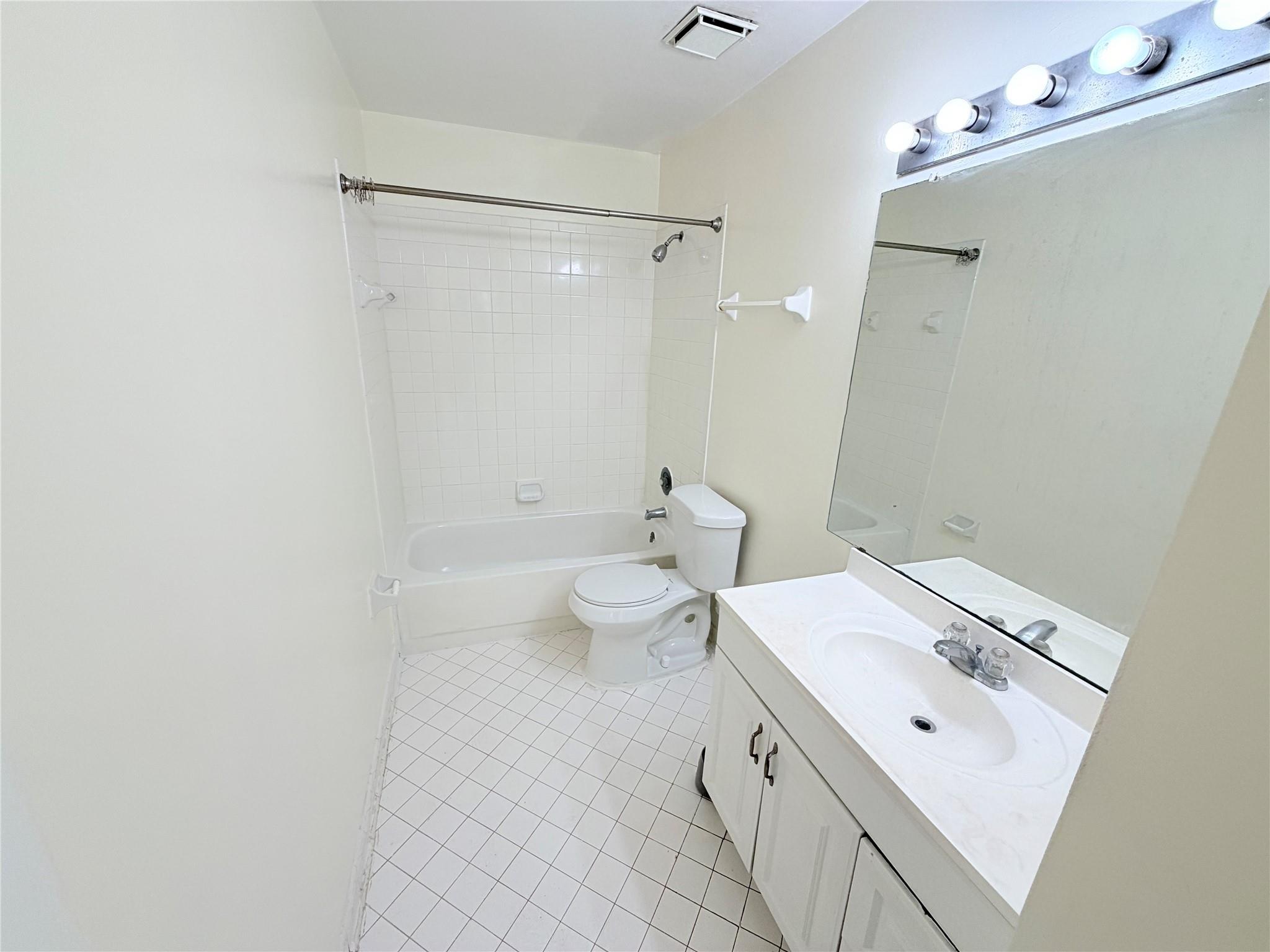 Summer Lake Condo - Residential Lease