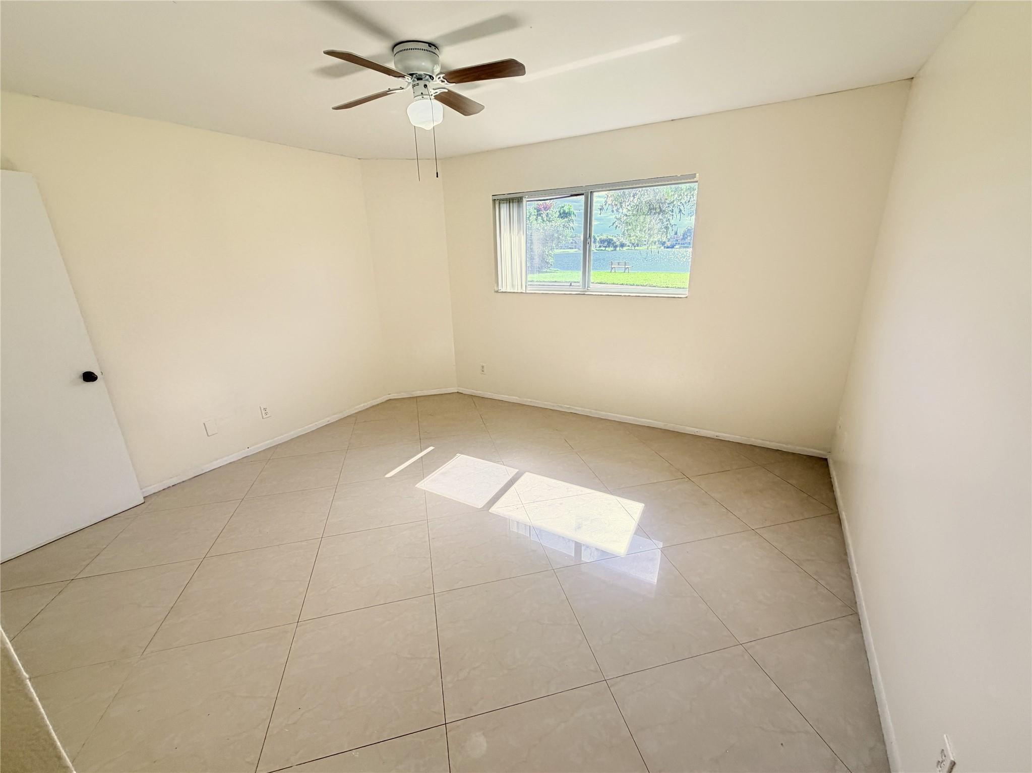 Summer Lake Condo - Residential Lease