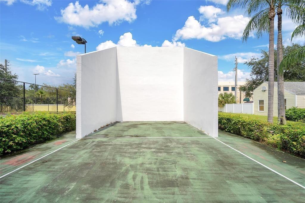 Summer Lake Condo - Residential Lease