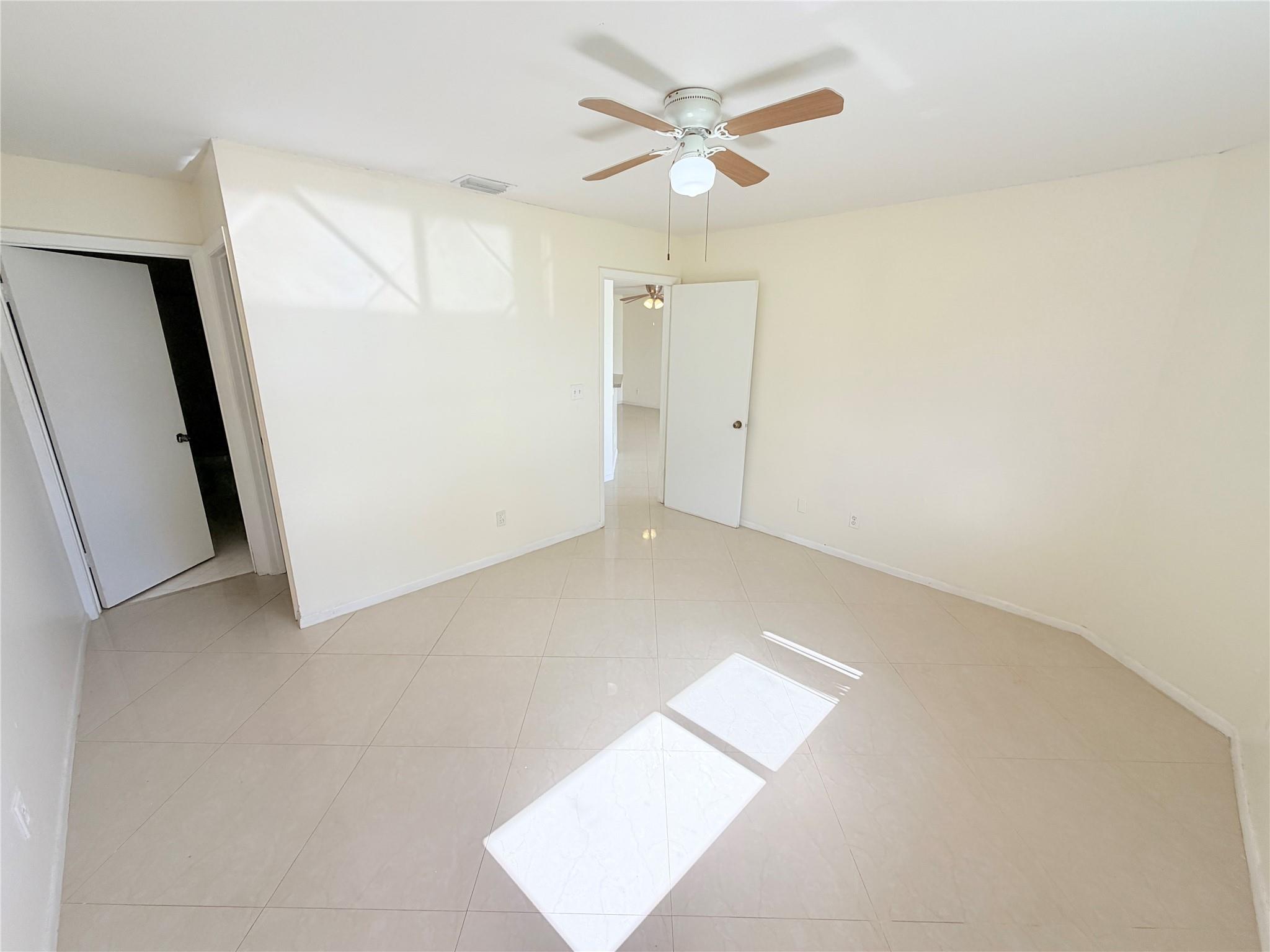 Summer Lake Condo - Residential Lease