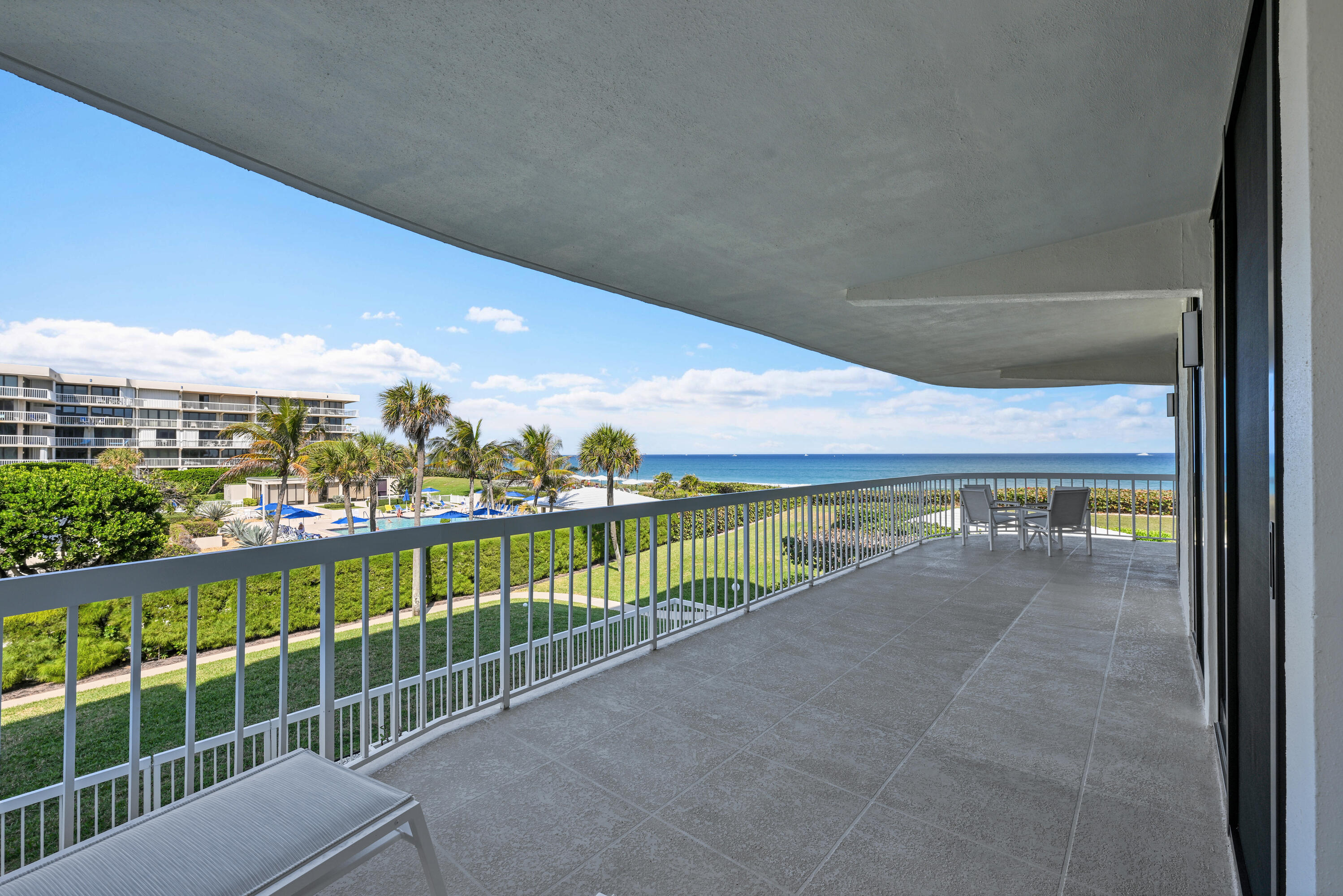 MERIDIAN OF PALM BEACH CONDO - Residential