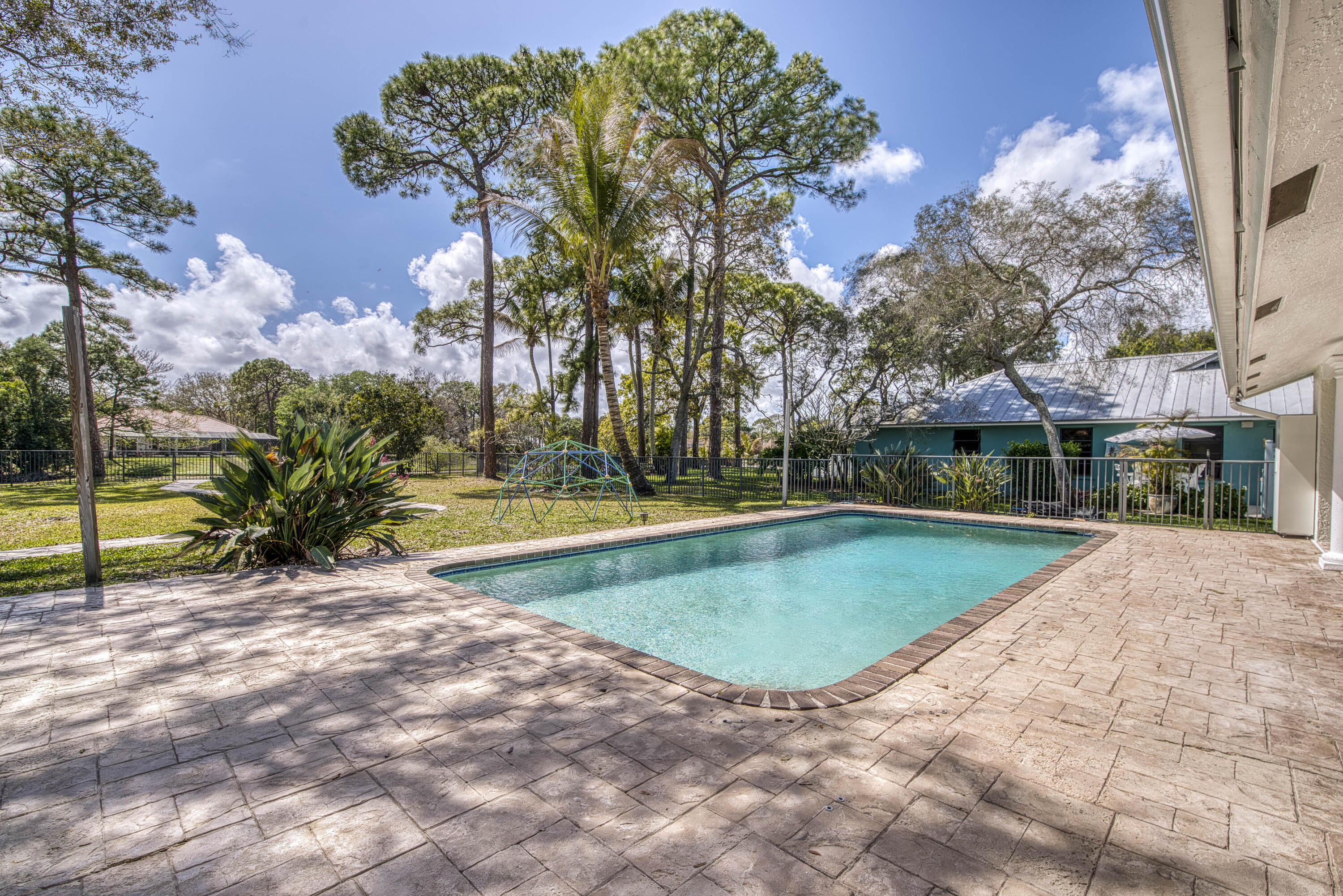 Whispering Trails - Residential