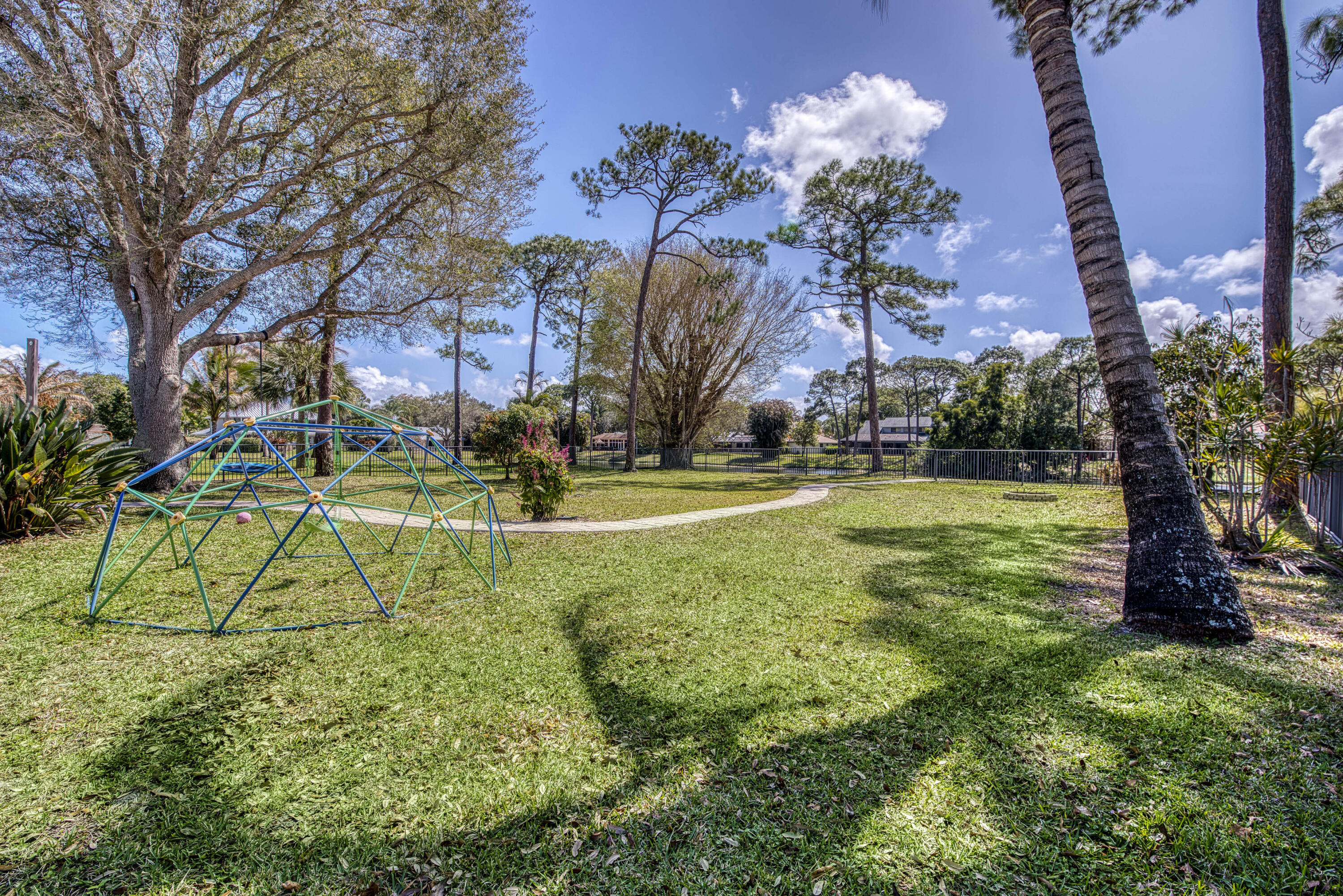 Whispering Trails - Residential