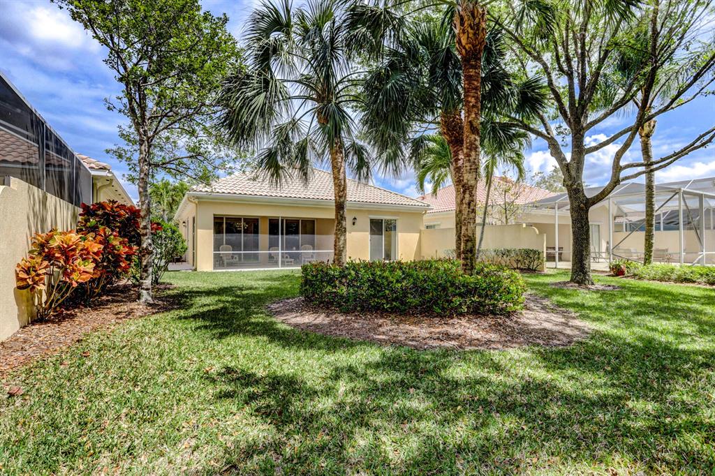 CARLETON OAKS - Residential