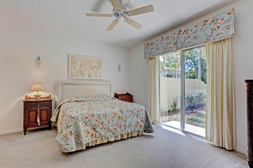 CARLETON OAKS - Residential