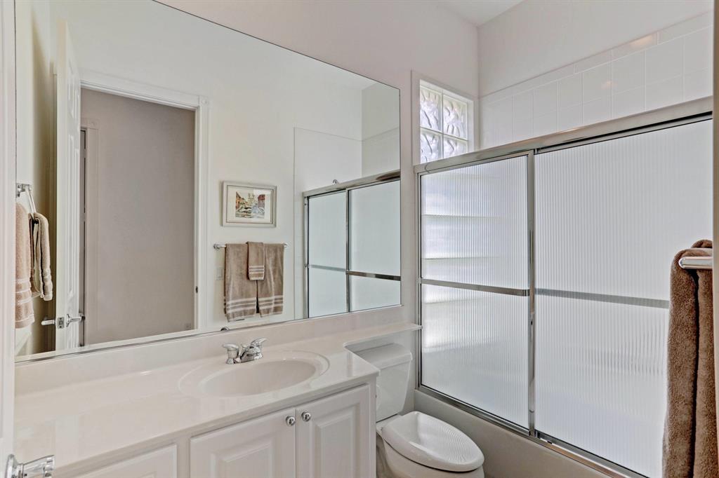 CARLETON OAKS - Residential