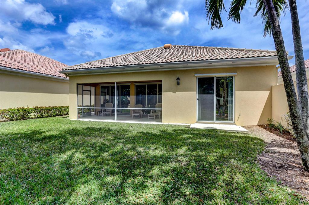 CARLETON OAKS - Residential