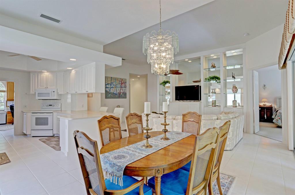 CARLETON OAKS - Residential