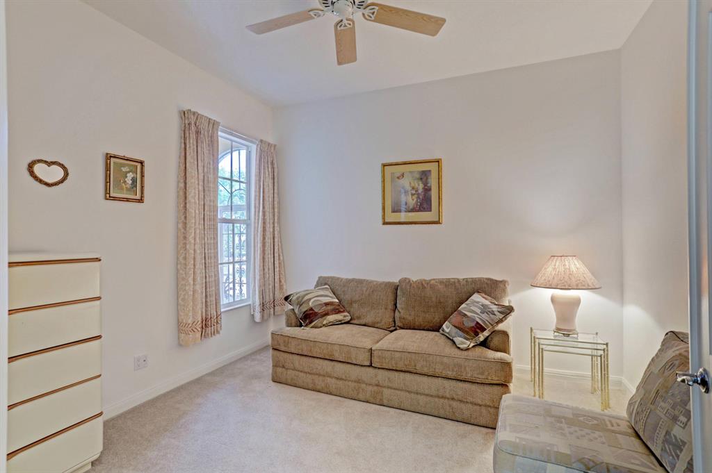 CARLETON OAKS - Residential