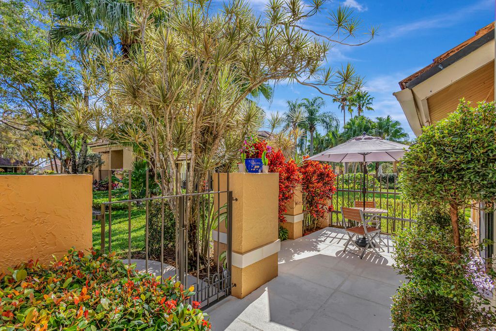 Photo of 374 Prestwick Circle #3, Palm Beach Gardens, FL 33418 (MLS # R10950865)