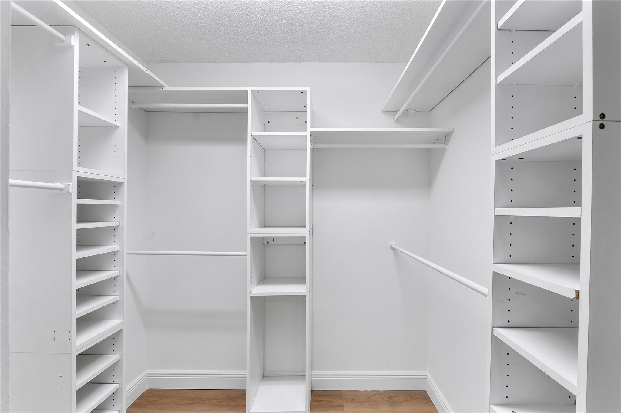 SOUTHAMPTON - Residential