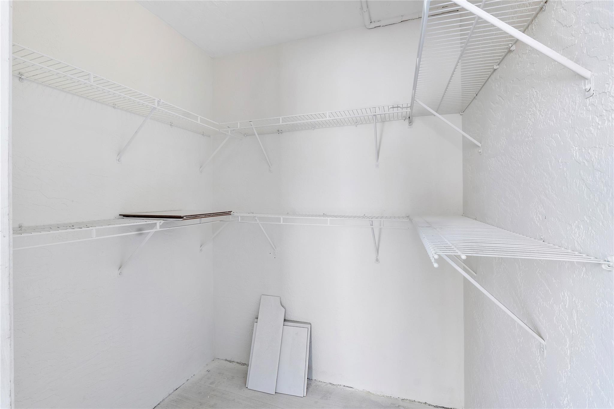 SOUTHAMPTON - Residential