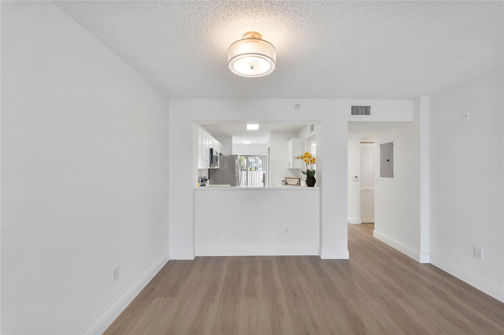 SOUTHAMPTON - Residential