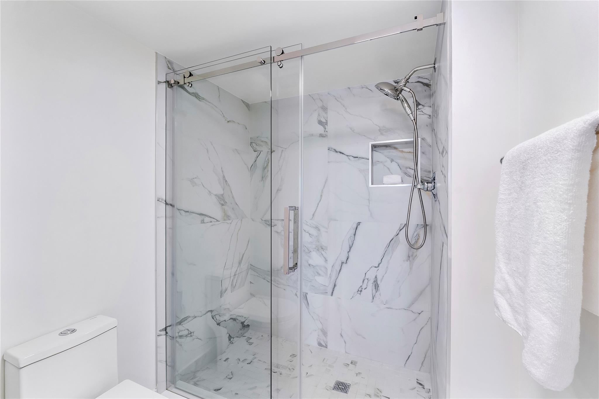 SOUTHAMPTON - Residential