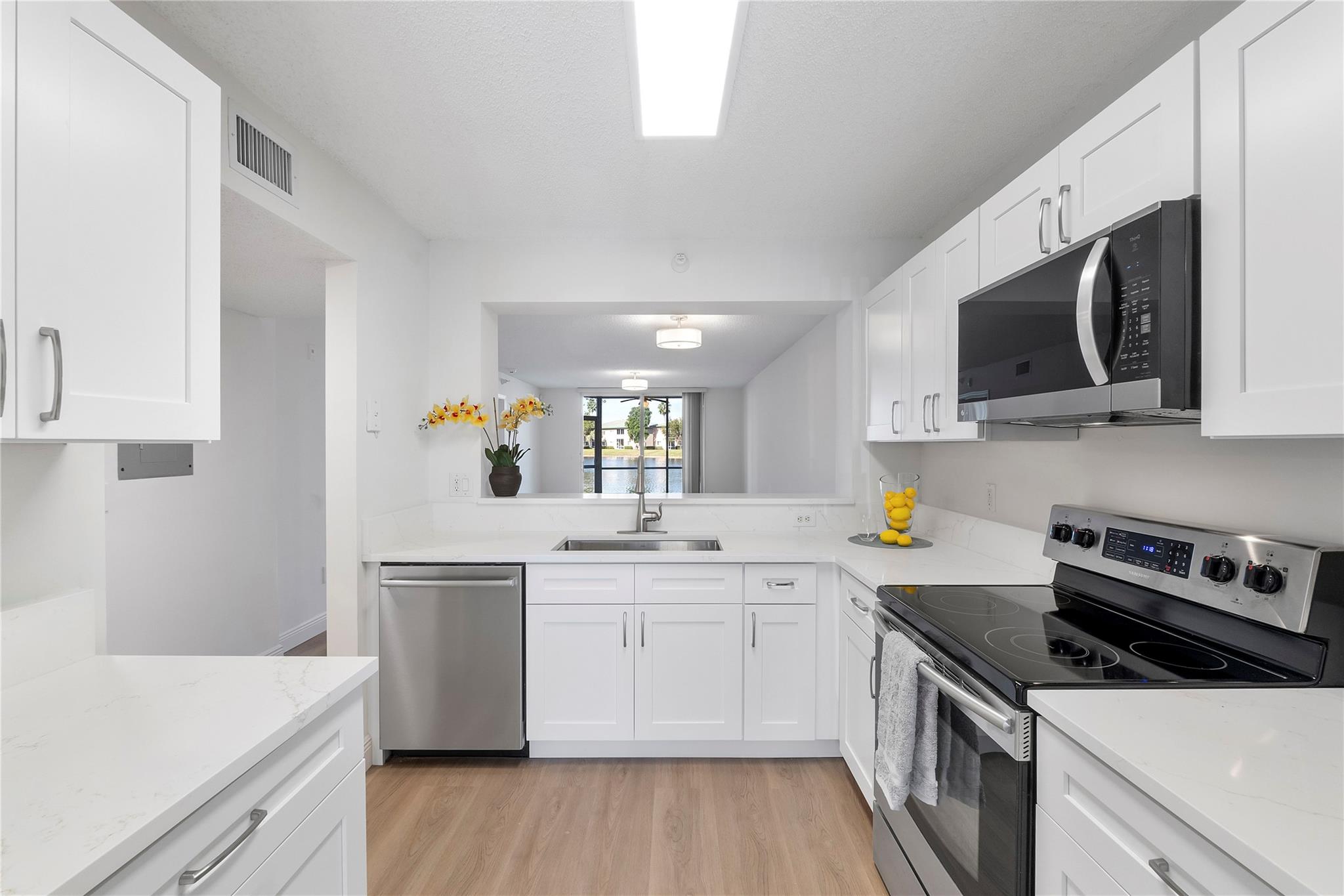 SOUTHAMPTON - Residential