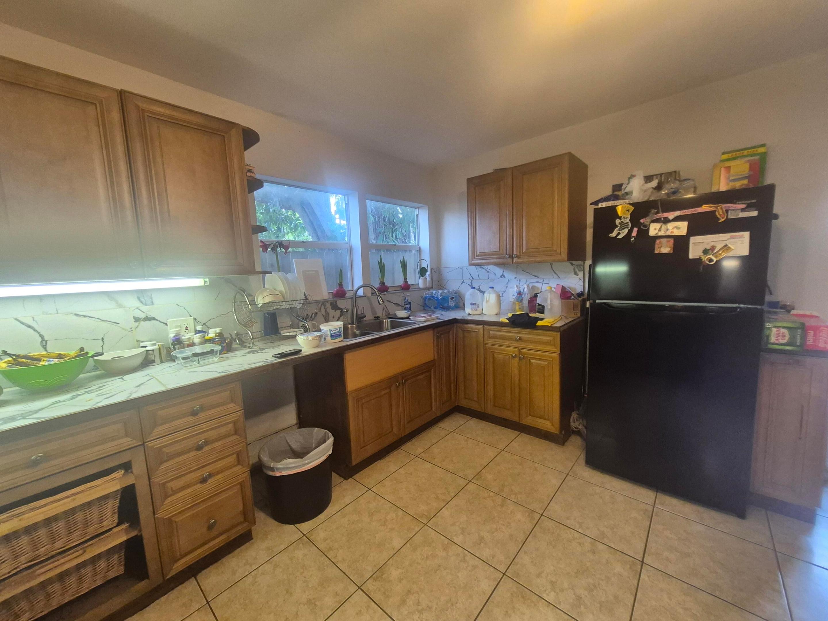 2327 Polk Street A-B