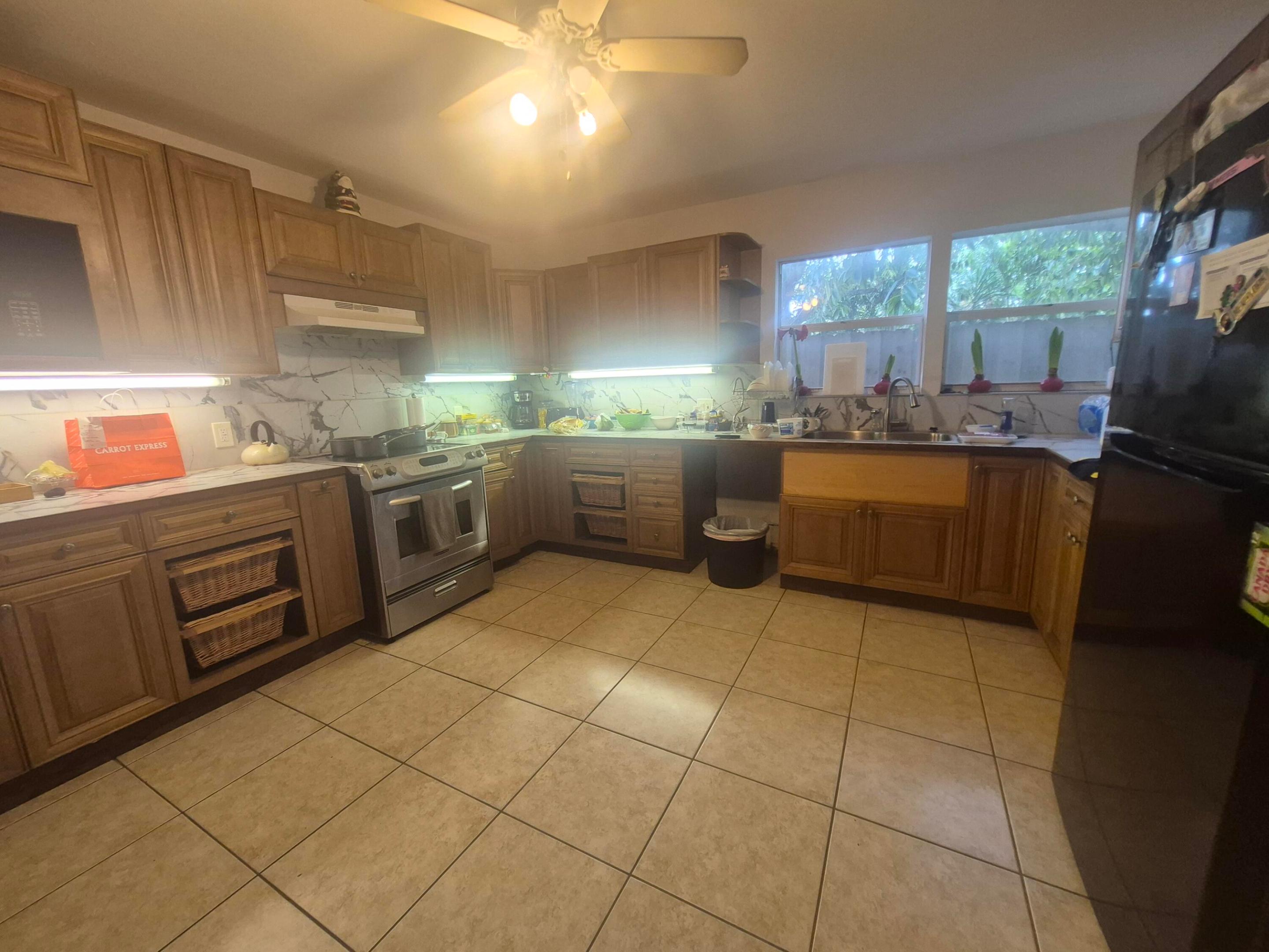 2327 Polk Street A-B