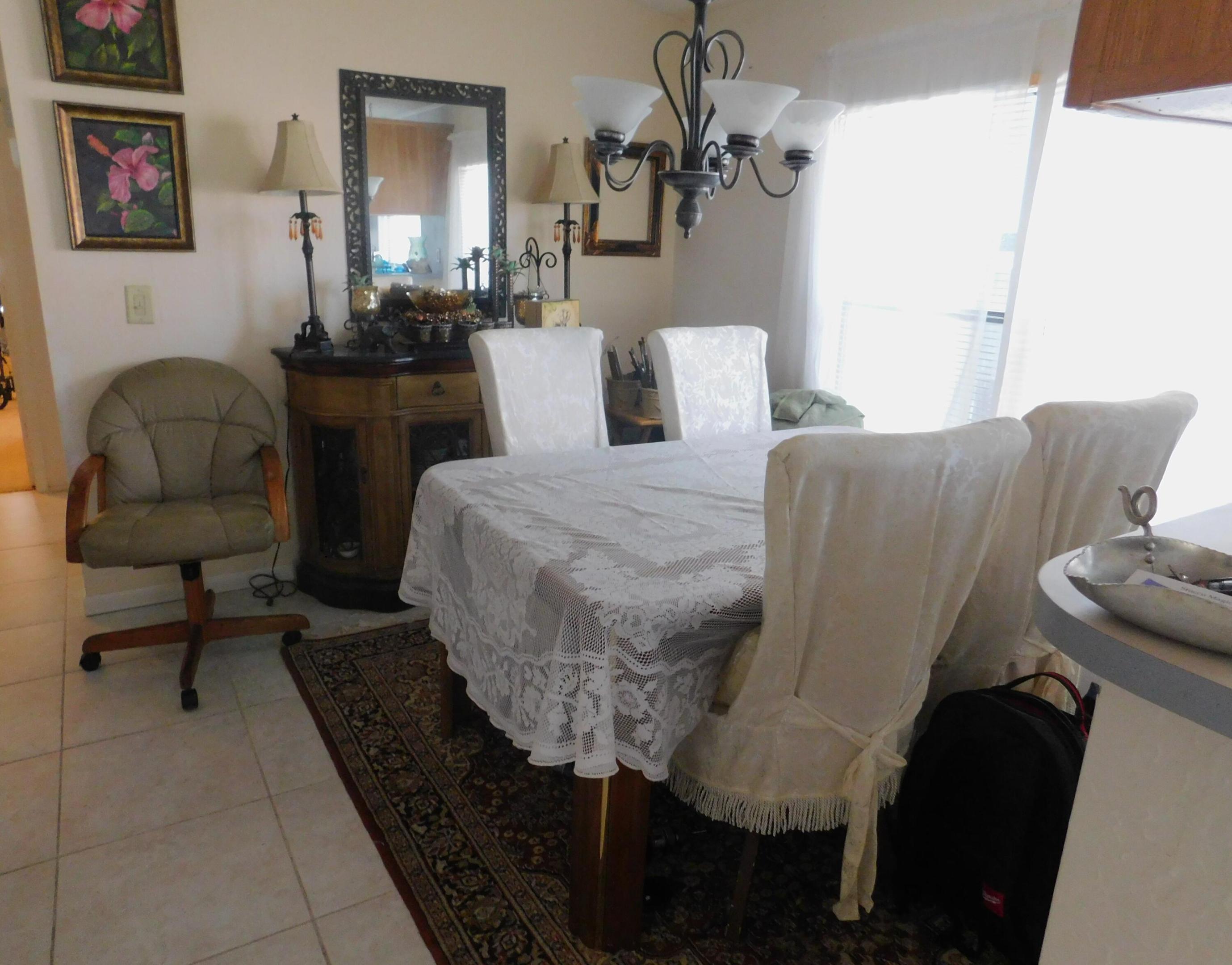 TROPICAL ISLES - Residential