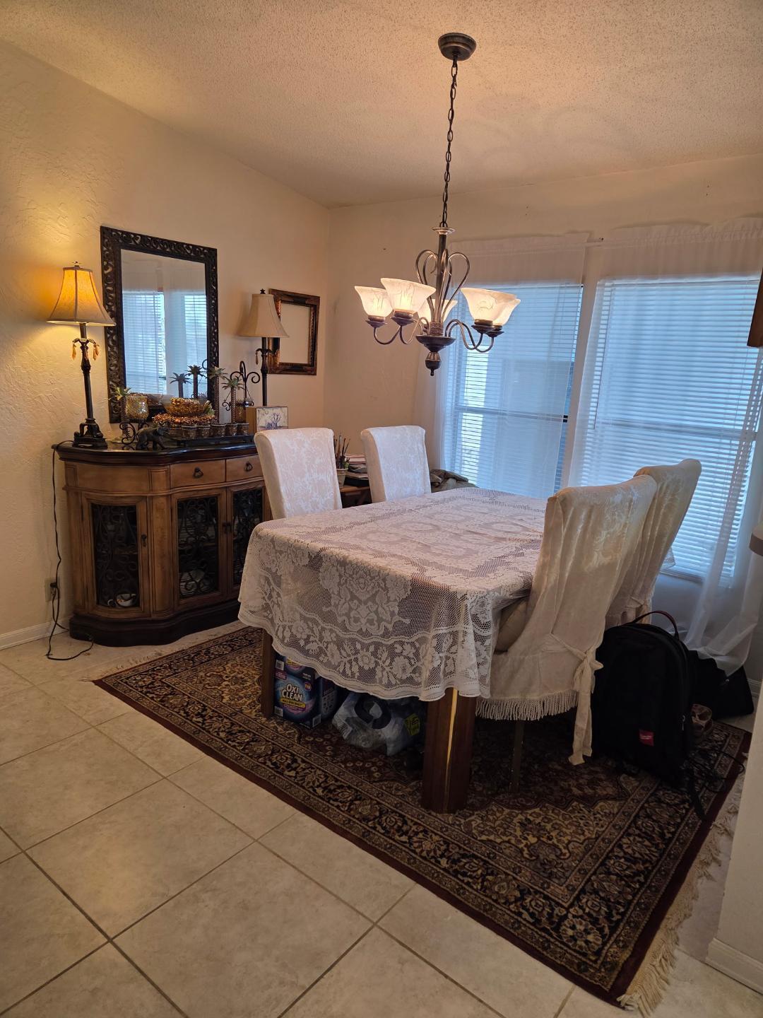 TROPICAL ISLES - Residential