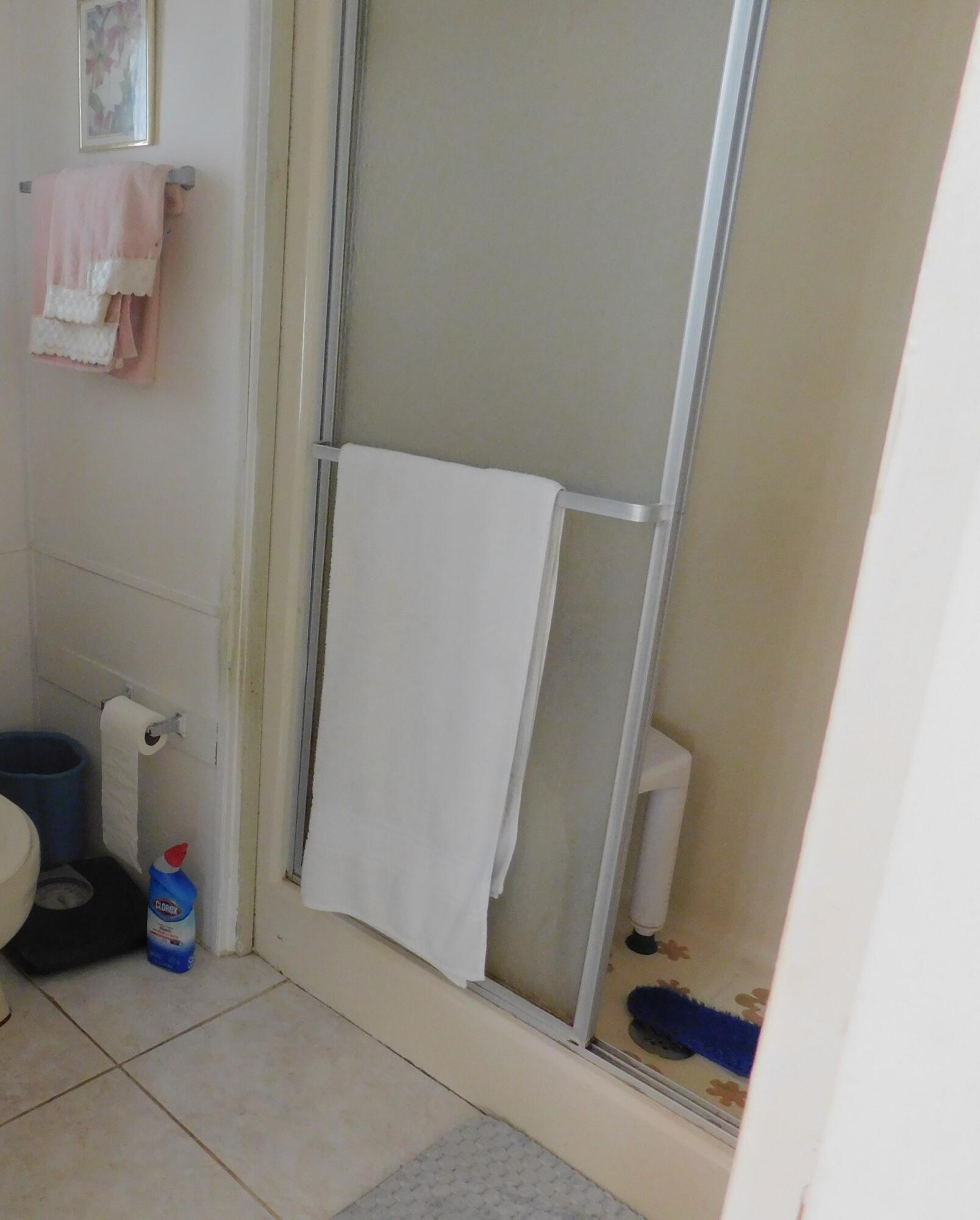 TROPICAL ISLES - Residential