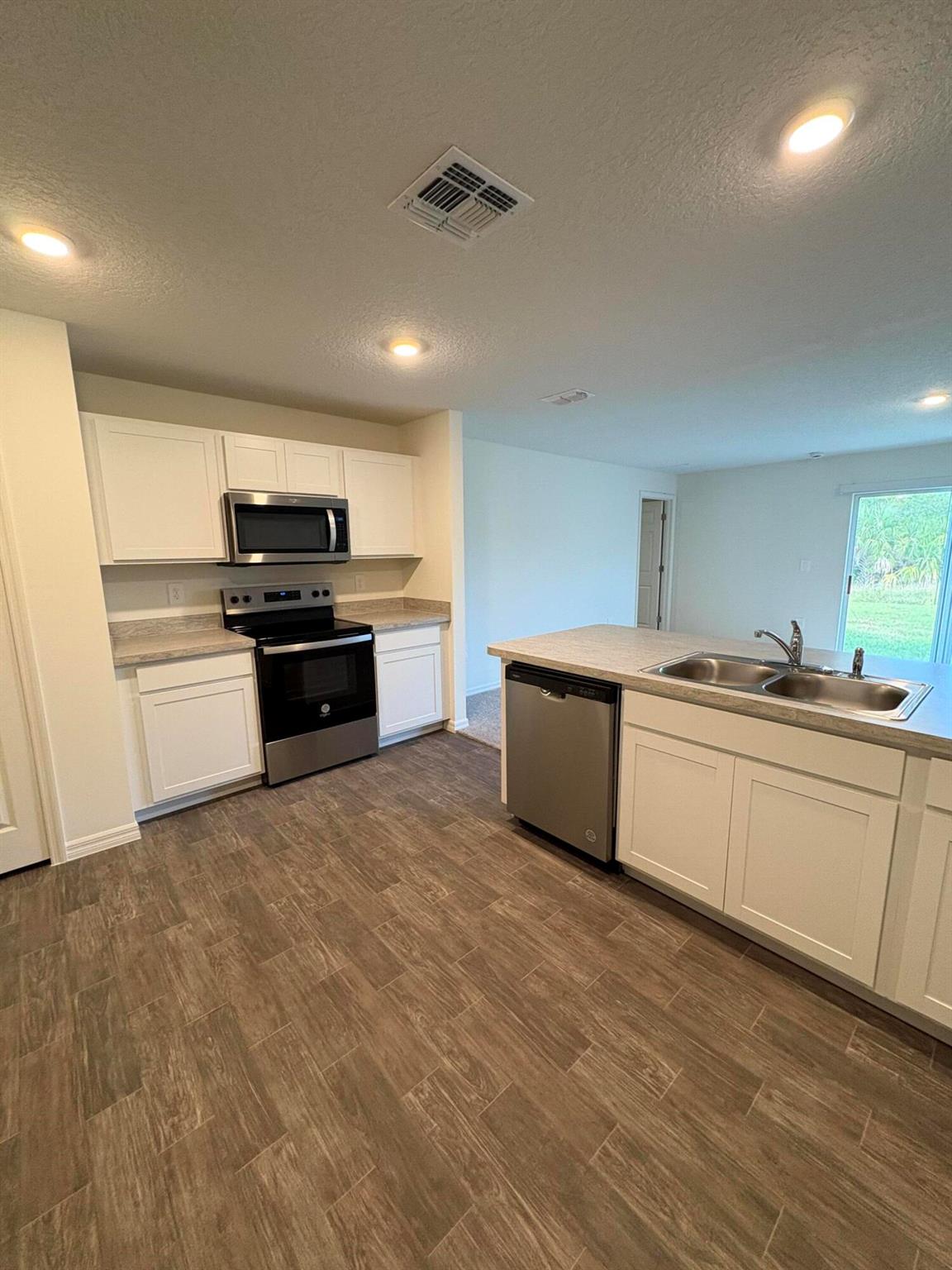 Port Malabar Unit 25 - Residential Lease