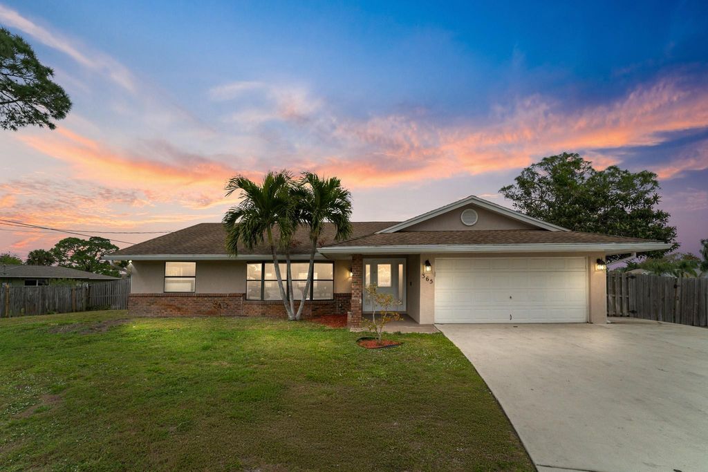 Photo of 365 SW Eyerly Avenue, Port Saint Lucie, FL 34983 (MLS # F10516858)