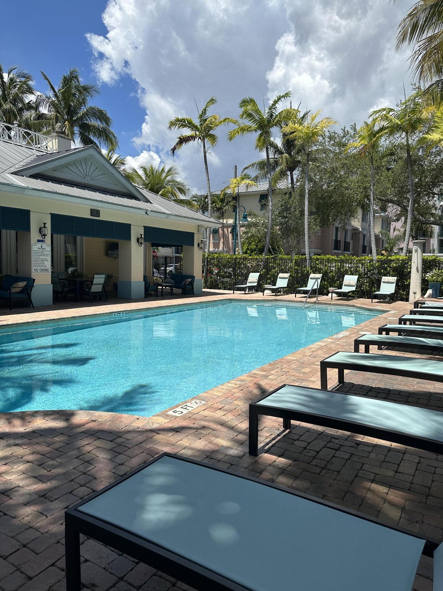 PINEAPPLE GROVE VILLAGE CONDO - Residential Lease