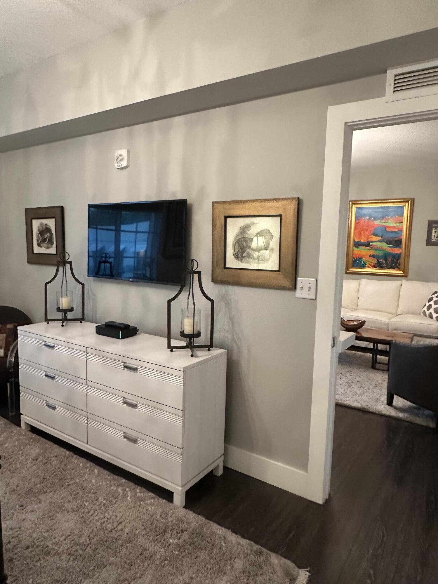 PINEAPPLE GROVE VILLAGE CONDO - Residential Lease