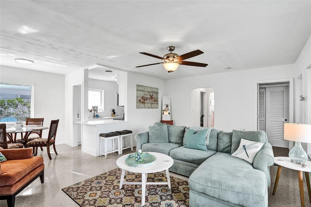 SILVER SHORES UNIT - Residential Lease