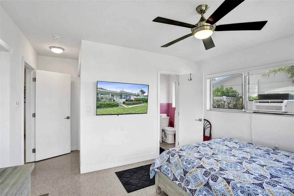 SILVER SHORES UNIT - Residential Lease