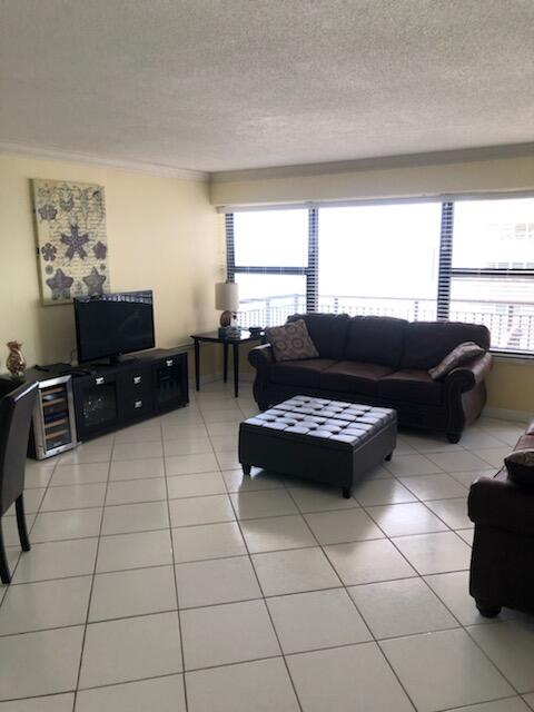 GALT OCEAN CLUB CONDO - Residential Lease