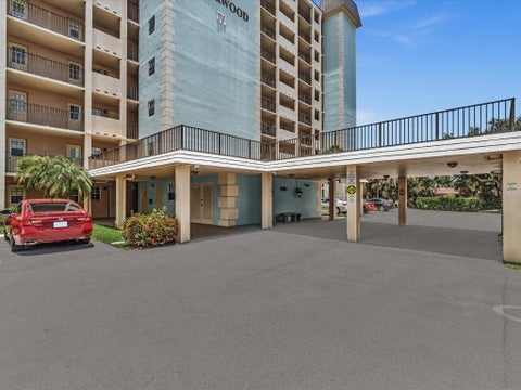 Tiny photo for 9101 W Sample Road #204, Coral Springs, FL 33065 (MLS # B26046055)