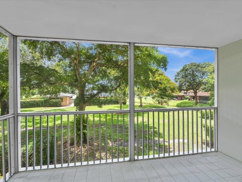 Tiny photo for 9101 W Sample Road #204, Coral Springs, FL 33065 (MLS # B26046055)