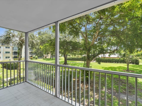 Tiny photo for 9101 W Sample Road #204, Coral Springs, FL 33065 (MLS # B26046055)