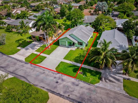 1442 Summit Run Circle West Palm Beach FL 33415