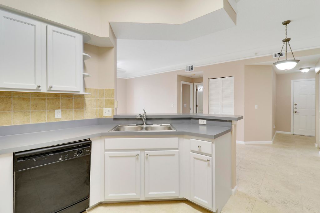 Photo of 4106 E Myrtlewood Circle #4106, Palm Beach Gardens, FL 33418 (MLS # R11027709)